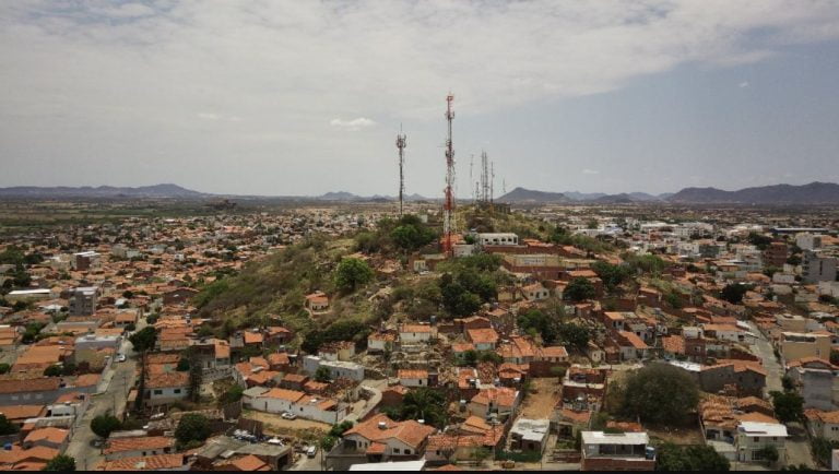 Destaque Guanambi morro Monte Pascoal