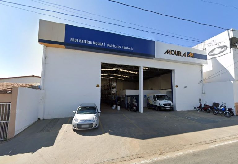 Moura Baterias emprego