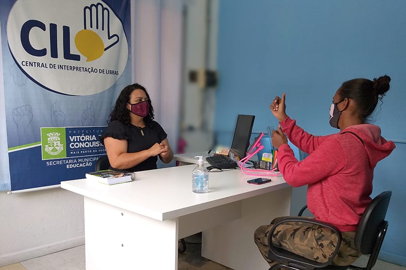 Vitória da Conquista increve para novas turmas do curso gratuito de Libras