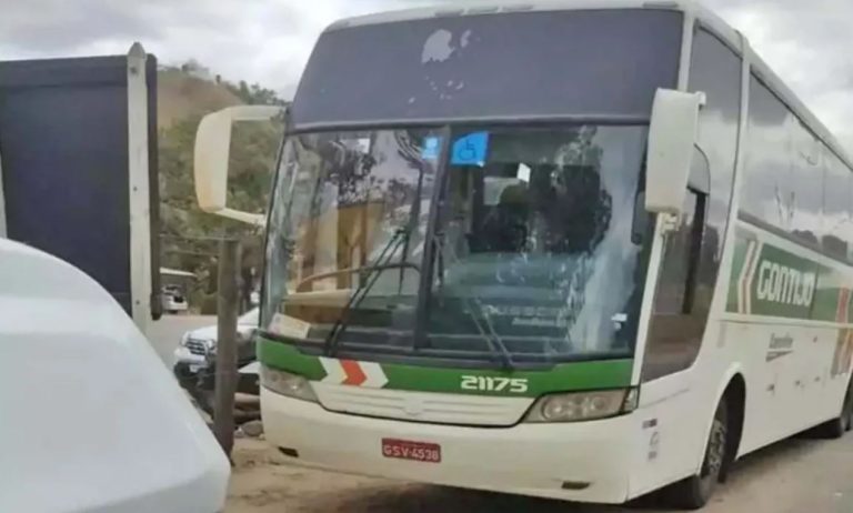 ônibus furtado garagem continjo vitória da conquista
