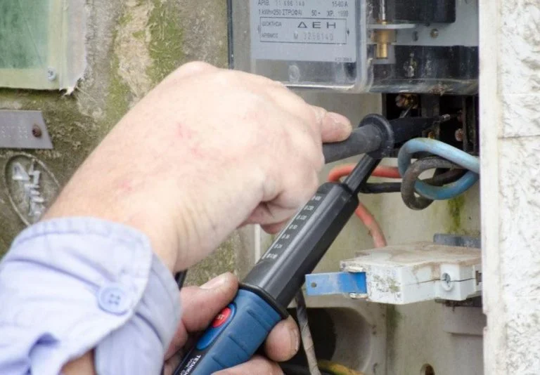 Furto de energia levou 20 pessoas à delegacias na Bahia em 2022