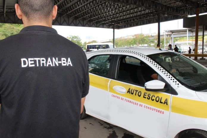 Detran-Ba prorroga prazo para 1ª CNH com laudos ativos