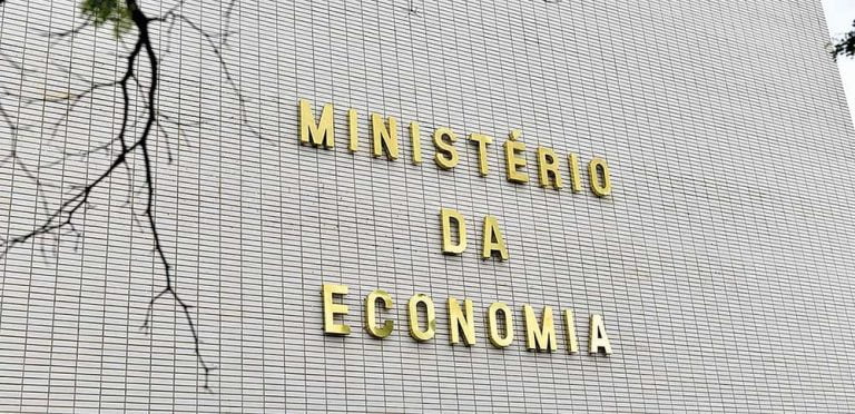 Governo Federal define funcionamento dos órgãos públicos durante Copa