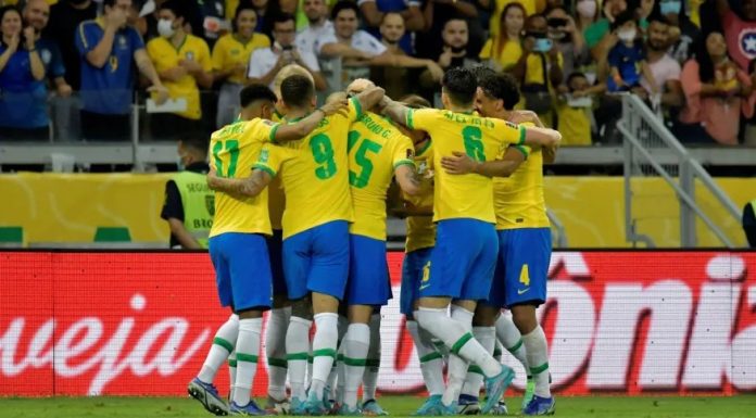 Uesb altera expediente nos dias de jogos do Brasil na Copa