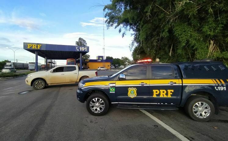Apreensão de caminhonete furtada de locadora em Vitória da Conquista