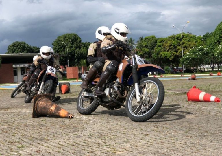 PM realiza formação em motopatrulhamento para policiais de Bom Jesus da Lapa e outras companhias