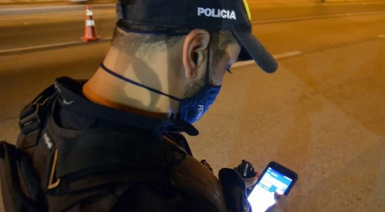 Motorista de aplicativo foi preso em Vitória da Conquista por uso de CNH falsa