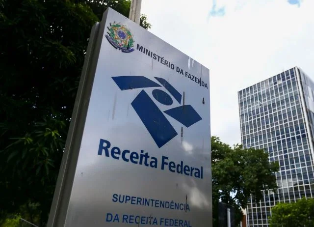 Arrecadação federal de impostos atingiu R$ 251 bilhões em janeiro