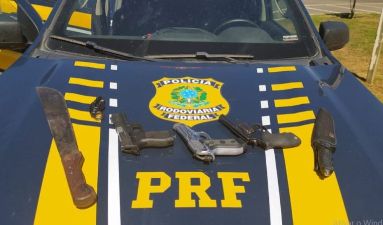 PRF apreensão armas barreiras