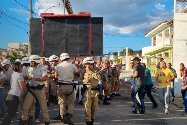 Treinamento PM atuação no carnaval