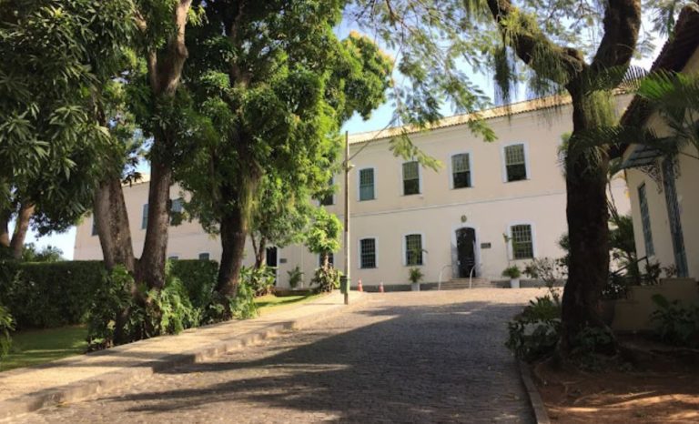 Vagas de emprego Santa Casa da Bahia