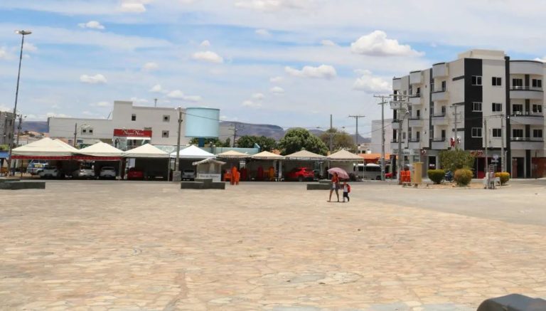 Praça do Feijão Guanambi