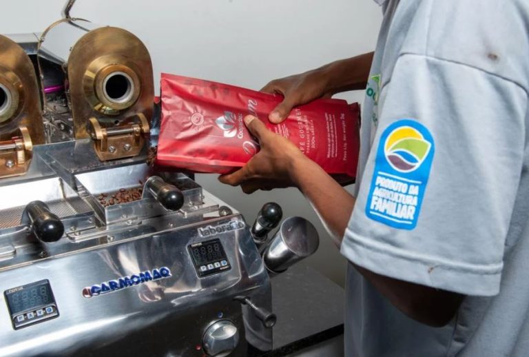 Governo estrutura rede de produção de café de alto padrão da agricultura familiar na Bahia