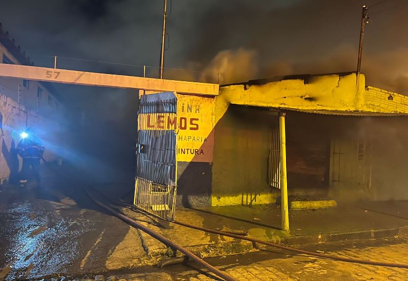 Homem morre após incêndio em imóvel na Bahia