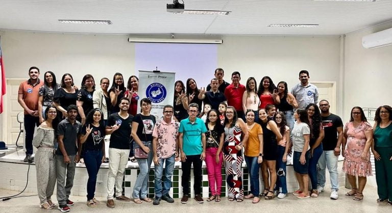 Projeto Química pelas mãos