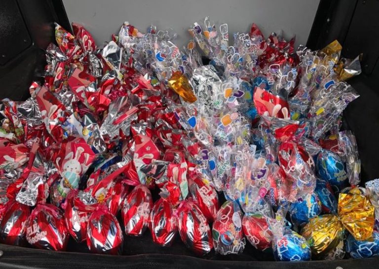 ovos de chocolate base comunitária Segurança Pública