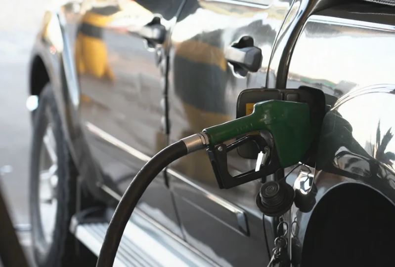 Bahia tem aumento de 5% no preço da gasolina e reajuste do diesel de 2%