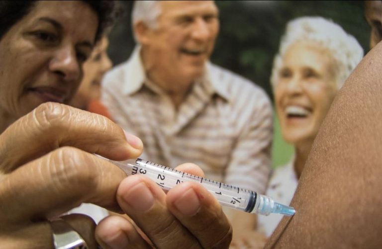 Campanha contra gripe imuniza 40% do público alvo no país