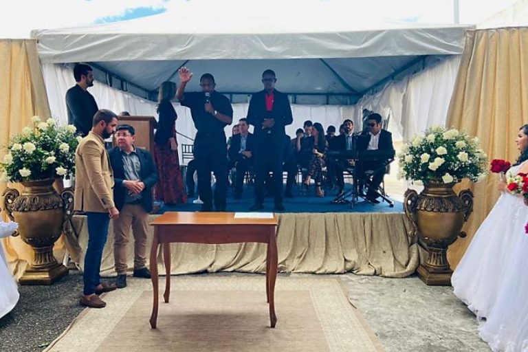 Complexo Penitenciário de Jequié realizou casamento coletivo de 11 reeducandos