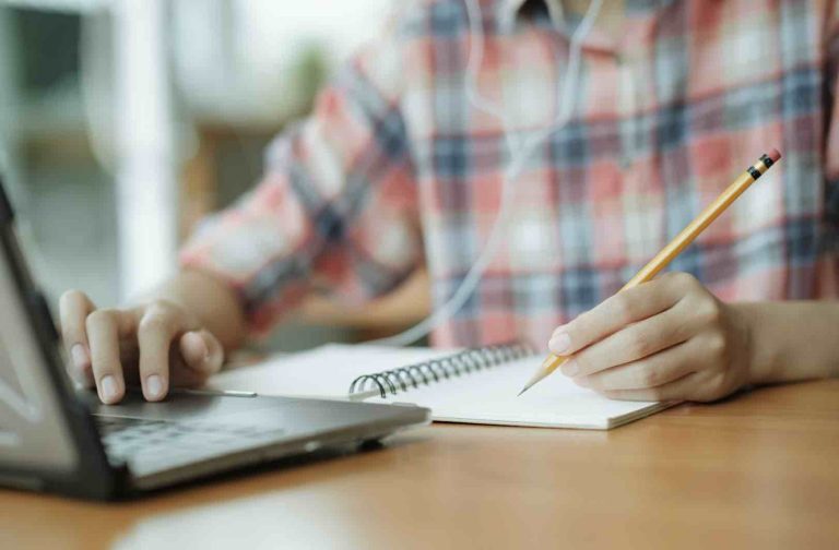 Cursos técnicos EaD Senac