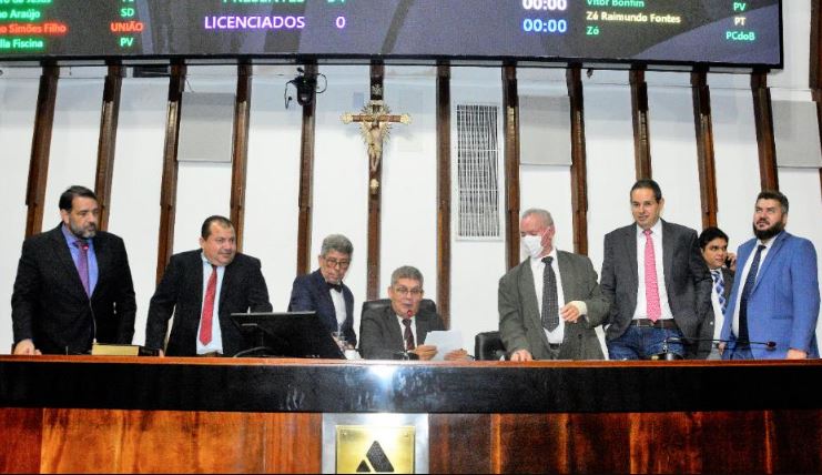 Deputados aprovam Projeto de Lei que onera valores do Planserv e cria Polícia Penal