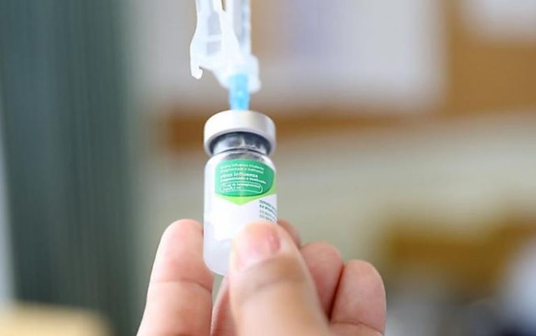 Vitória da Conquista libera vacina contra a gripe para toda população nesta terça-feira