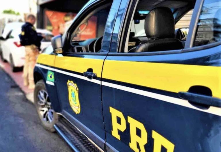 Carro clonado PRF