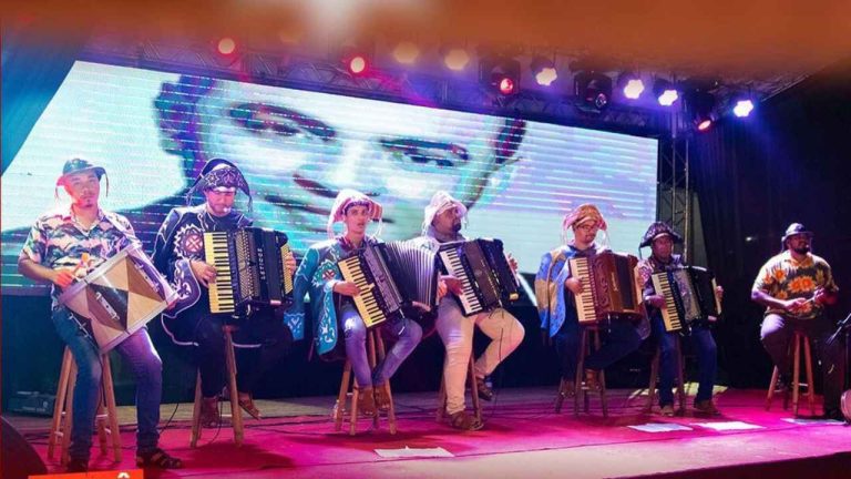 Orquestra Sanfônica Canta Luiz