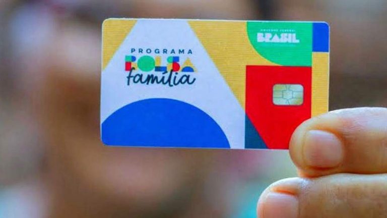 Beneficiários do Bolsa Família com NIS final 7 recebem nesta quarta