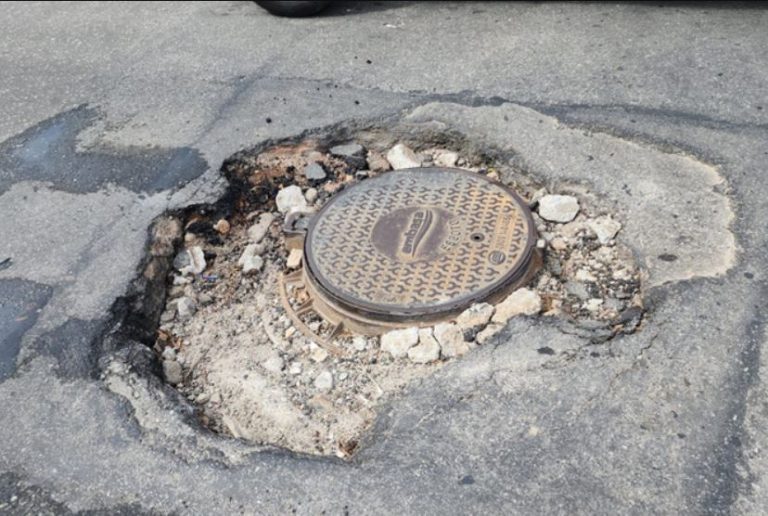 Em seis meses, Prefeitura de Vitória da Conquista notificou Embasa 406 vezes por prejuízos em vias públicas