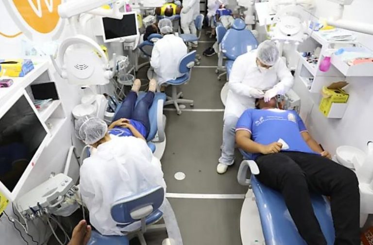 Serviços do Odontomóvel atenderá Santa Maria da Vitória, Coribe, Paramirim e outras cidades do interior