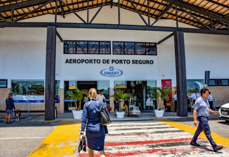 Aeroporto de Porto Seguro terá redução de 10 voos semanais por descumprimento de requisitos de segurança