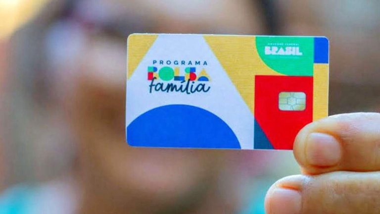 Beneficiários do Bolsa Família com NIS de final 2 recebem nesta segunda