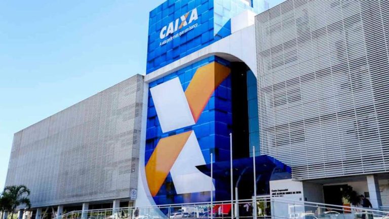 Beneficiários do Bolsa Família com NIS final 8 recebem nesta quarta-feira