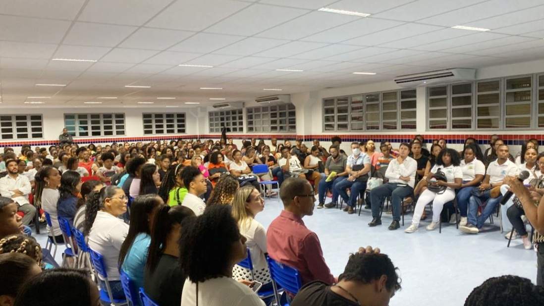 SEC iniciou aulas para 9.765 estudantes de 40 cursos técnicos de nível médio na Bahia