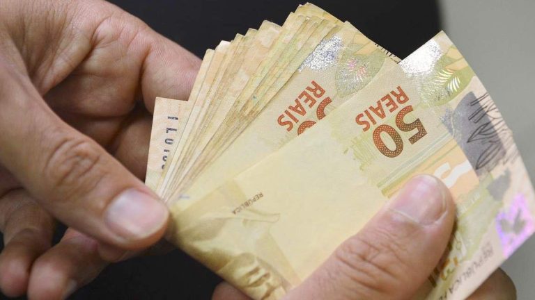 Mercado eleva previsão da inflação de 4,84% para 4,9% este ano