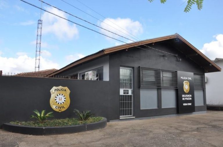 Mães denunciam professor por crime sexual em escola na Bahia