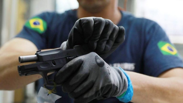 Senado aprova teste toxicológico para posse e porte de arma