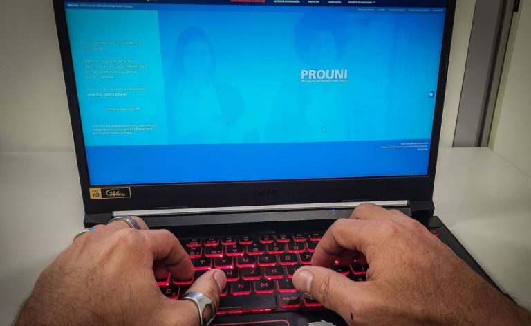 Prazo para manifestar interesse na lista do ProUni termina nesta terça