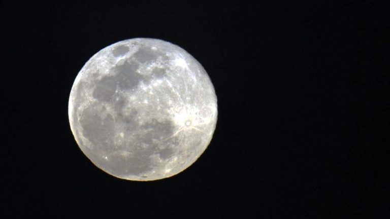 Noite desta quarta-feira terá Superlua Azul