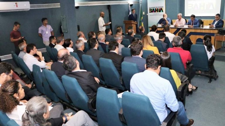 Empresas assinam protocolo para investir R$ 820 milhões em cidades como Camaçari, Feira de Santana e Vitória da Conquista