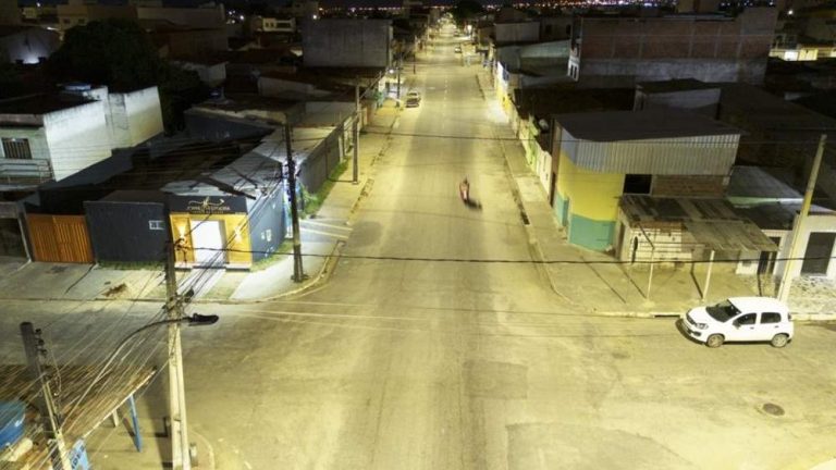 Lâmpadas de Led já representam 80% da Iluminação pública de Vitória da Conquista