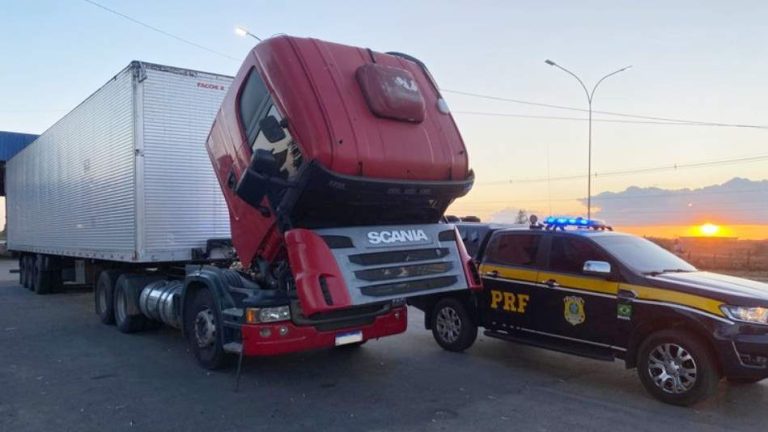 Semirreboque roubado em São Paulo foi recuperado pela PRF em Vitória da Conquista