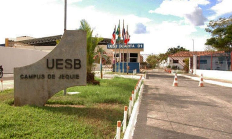 Uesb abre novas vagas para especializações em Ensino de Matemática e Gestão Educacional