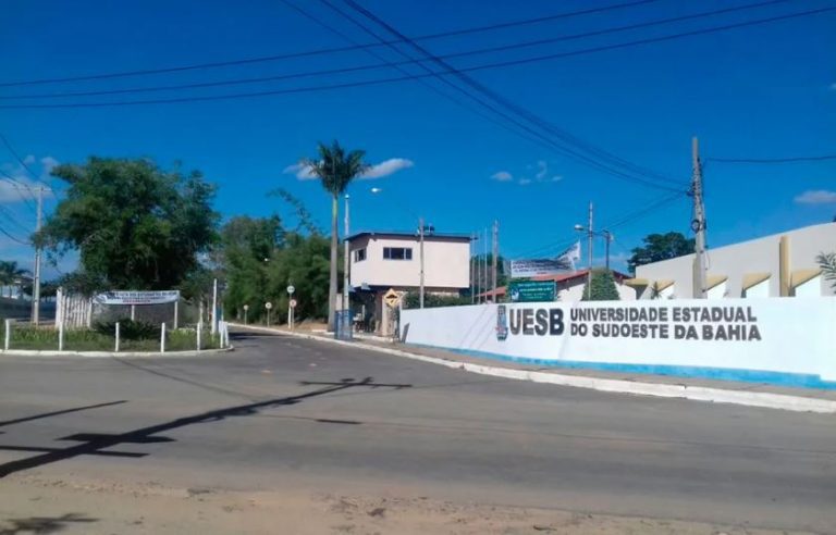 Uesb abre seleção para transferência interna e externa