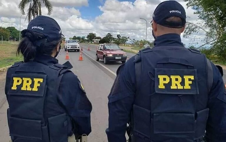 PRF interceptou supermaconha escondida em móvel durante fiscalização em ônibus em Vitória da Conquista