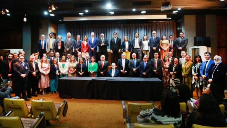 Universidades federais poderão operar 72 novas emissoras de rádio e TV