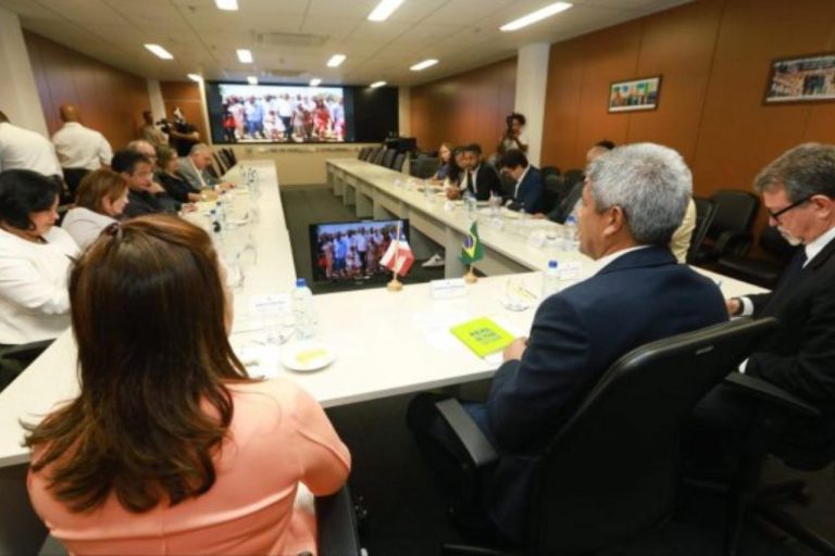 Reuniao governador reitores