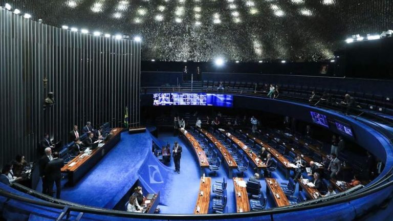 Senado aprova pensão especial para filhos de vítimas de feminicídio