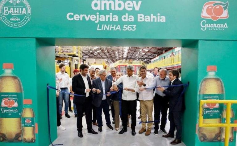 Com investimento de R$ 85 milhões, Ambev inaugura nova linha de produção de refrigerantes na Bahia